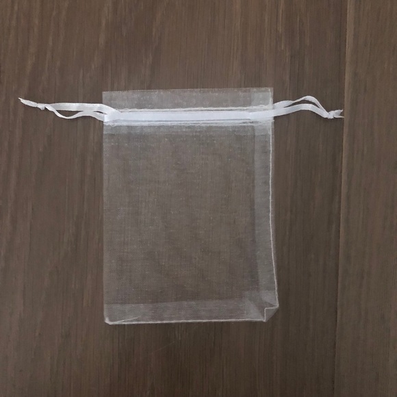 Black choker necklace crystal pendant charm cute classic dainty delicate - Picture 5 of 5